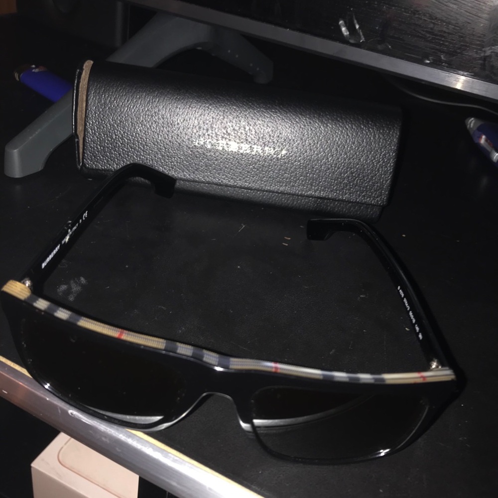 Men BURBERRY SHADES